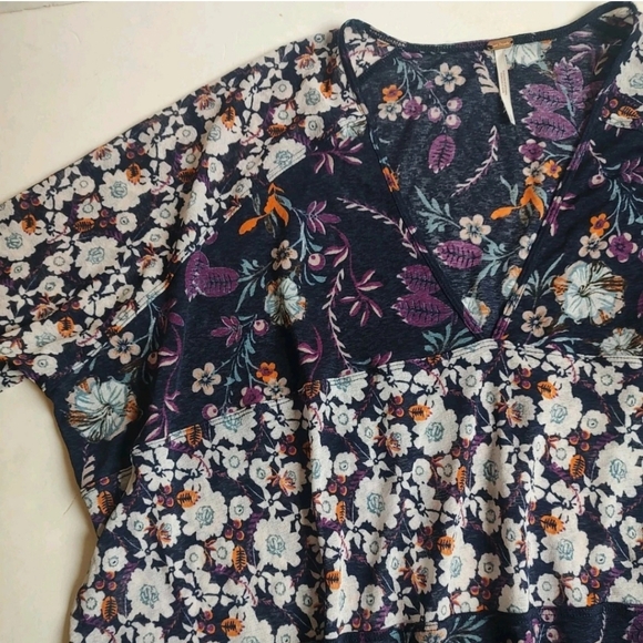 Free People Isabelle Floral Tunic Top Oversized White Blue Purple Blouse S - Picture 9 of 16